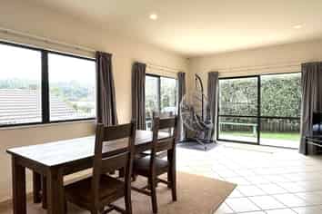 10 Kinleith Way, Albany