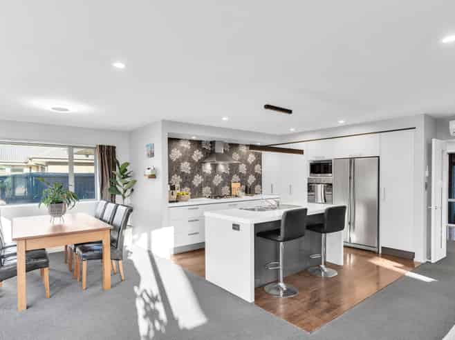 14 Bernice Crescent, Yaldhurst