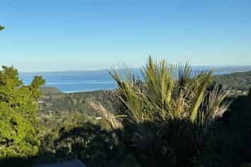 168 Scenic Drive, Titirangi