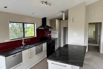 168 Scenic Drive, Titirangi