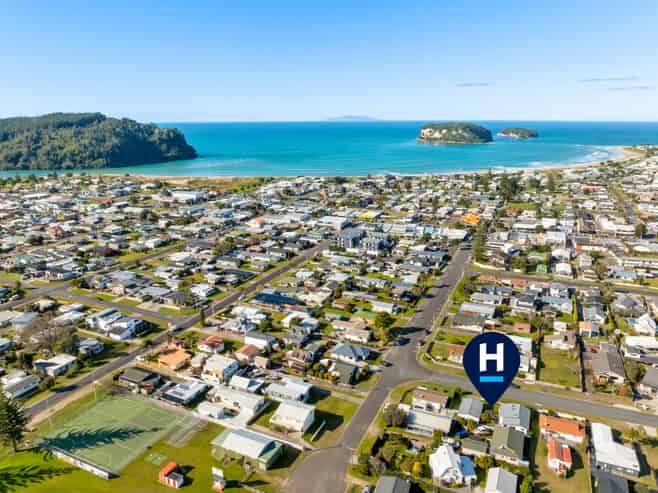 101 Mark Street, Whangamata
