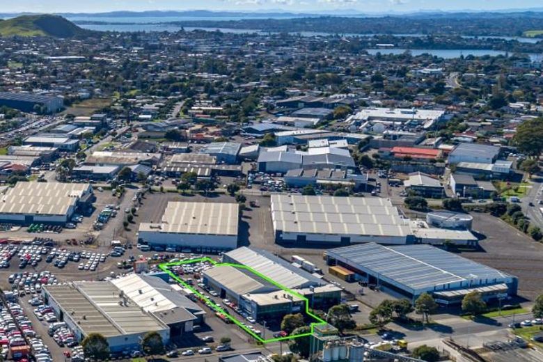 Savills | Profile In Penrose + Secure Yard - Widok 2