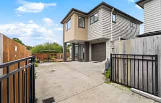 14B Evans Road, Weymouth