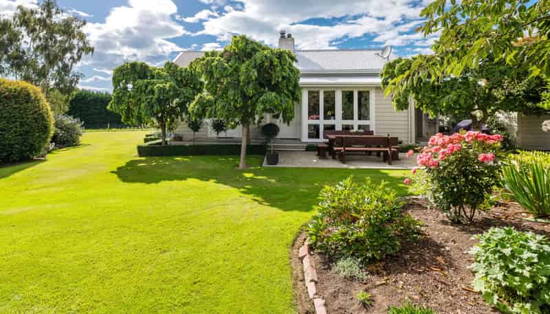 357 Hook School Road, Makikihi