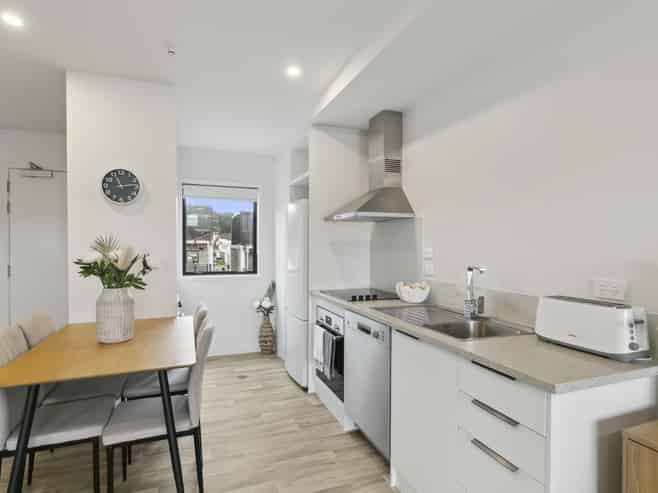 B7/16 Constable Street, Newtown