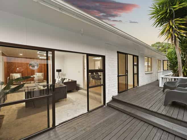 20 Splitt Avenue, Glenview
