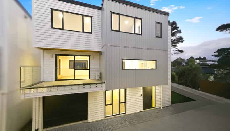 10 Tusac Place, Totara Vale