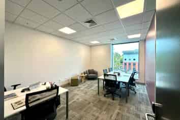 PREMIUM SERVICED OFFICES MOVE-IN READY
