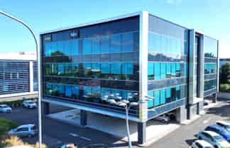PREMIUM SERVICED OFFICES MOVE-IN READY
