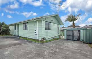 32 Clendon Avenue, Papatoetoe