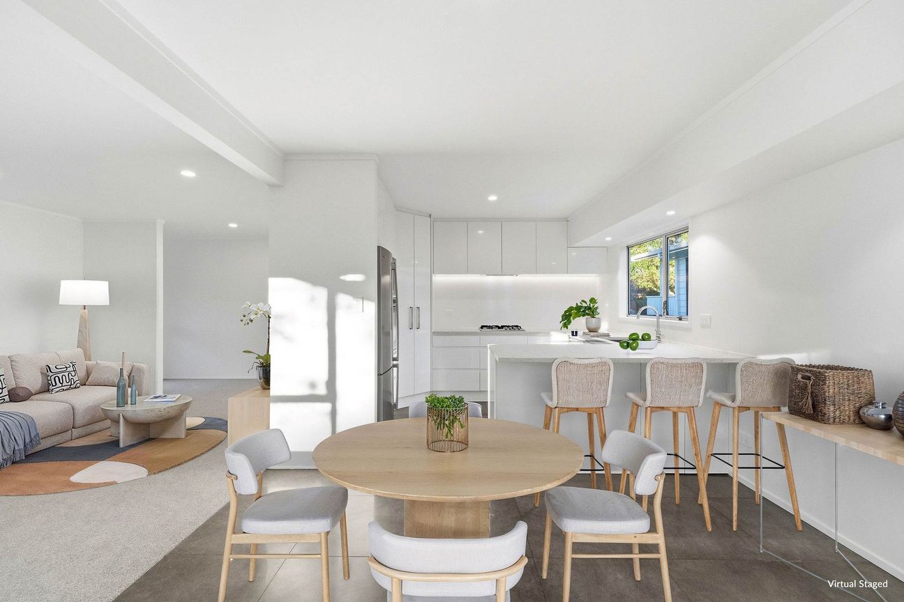 Newly Renovated – Opposite Reserve Park - Ansicht 4