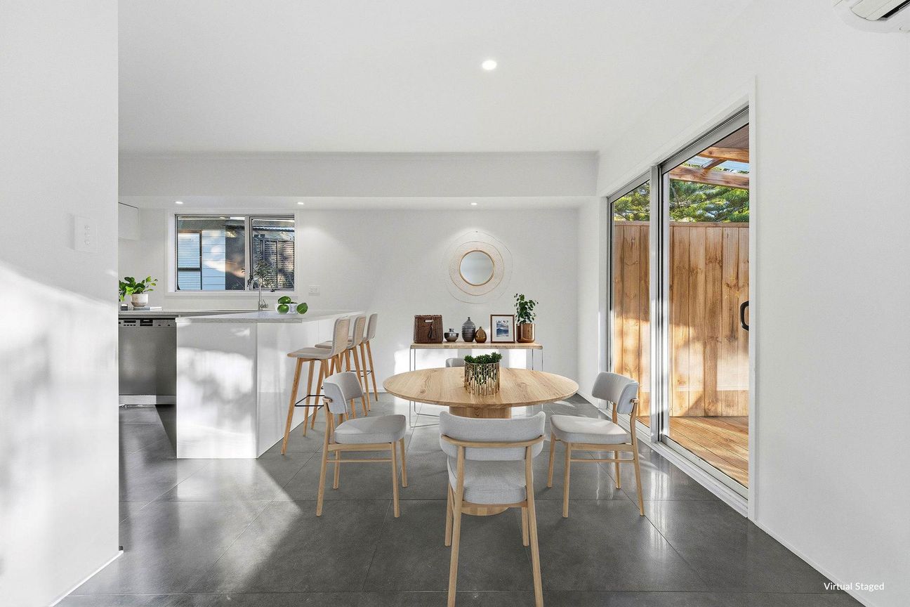 Newly Renovated – Opposite Reserve Park - Mehr