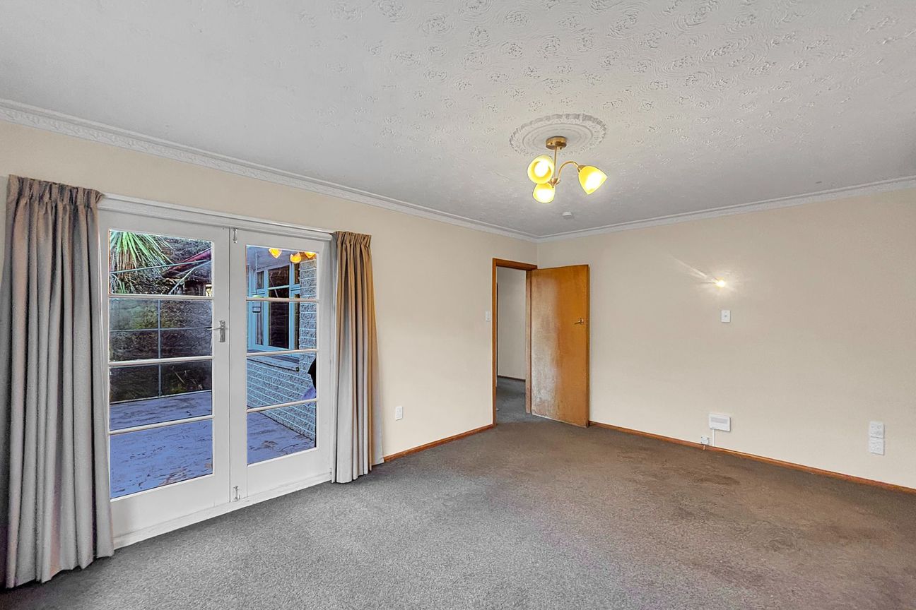 House in Christchurch, Bishopdale - View 5