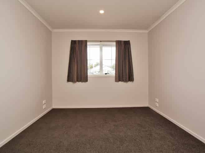 30 Queens Park Crescent, Frankton