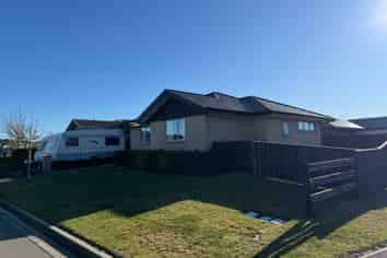 79 Sunline Avenue, Lincoln
