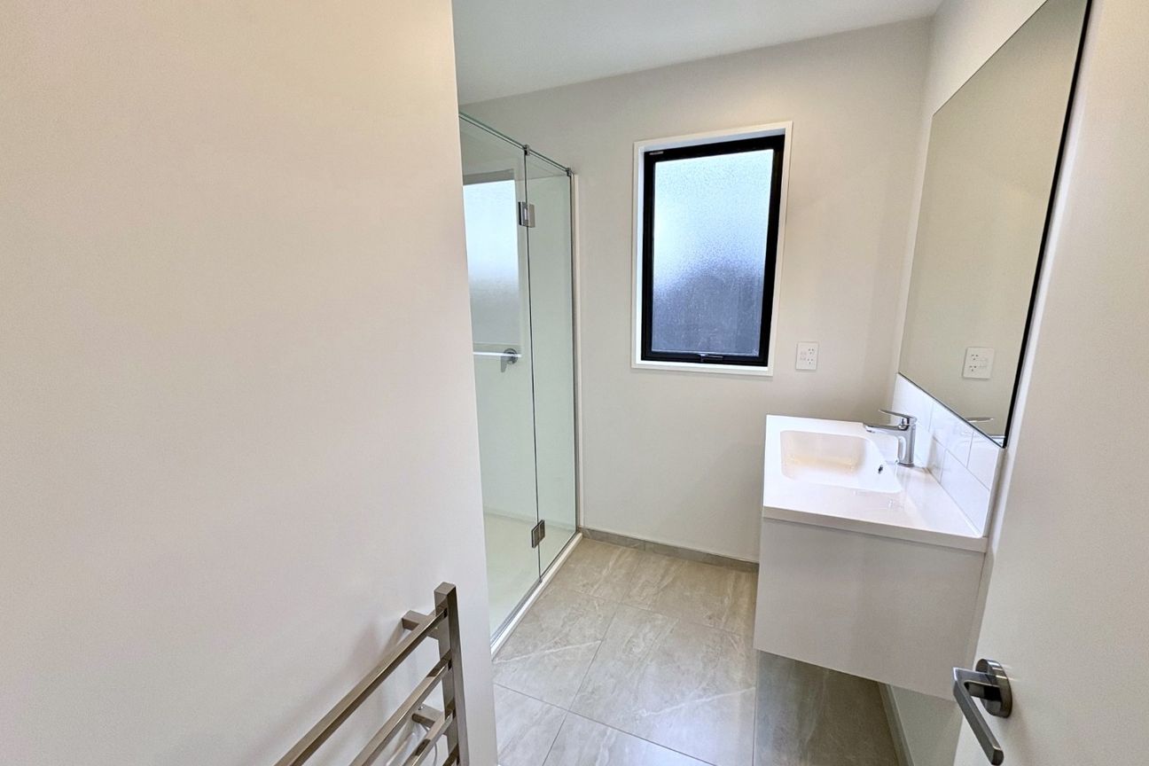 Halswell, 3 bedrooms – další