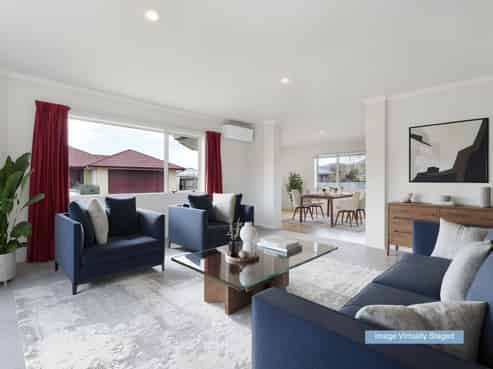 53c Lord Auckland Road, Wakefield