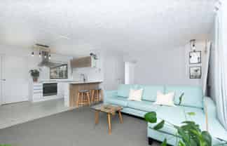3/1 Simon Ellice Drive, Bayview