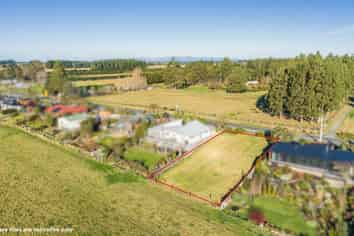 1822 Cust Road, Cust