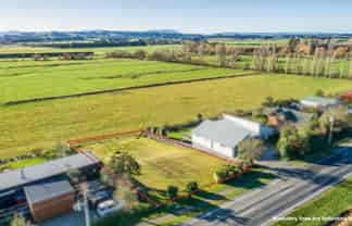 1822 Cust Road, Cust