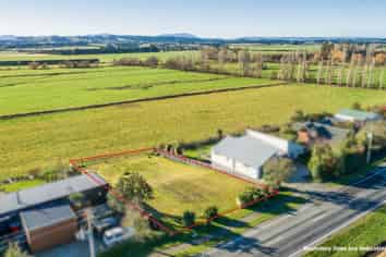1822 Cust Road, Cust
