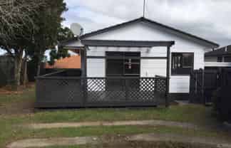 2/20 Burundi Avenue, Clendon Park