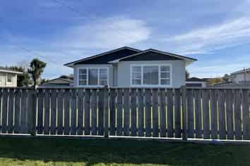 Manawatu / Whanganui - Address withheld