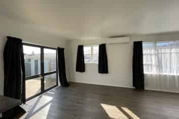 Manawatu / Whanganui - Address withheld