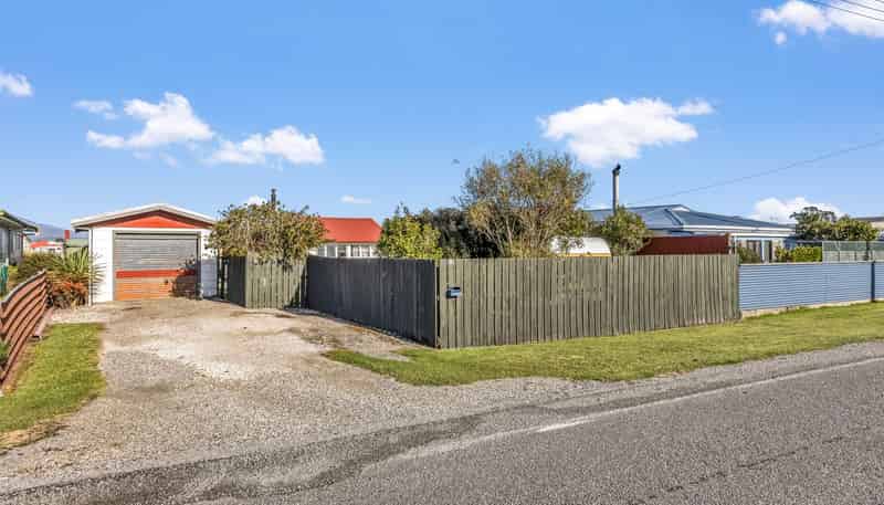 18 Shelswell Street, Westport