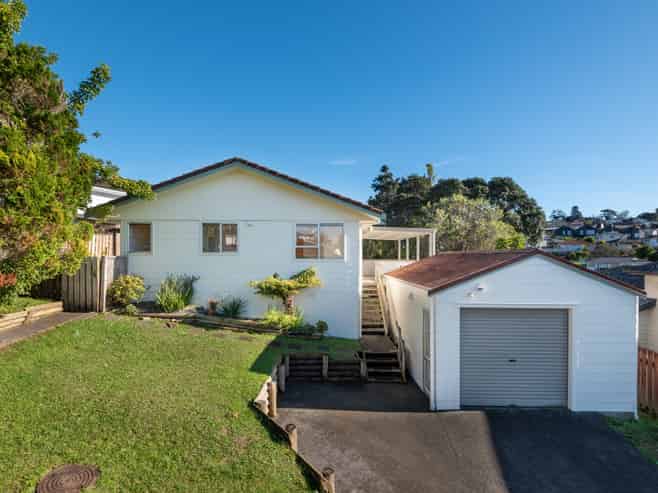 3 Tesla Place, Totara Vale