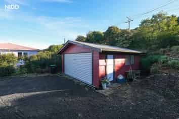 52 Kauri Street, Ravensbourne