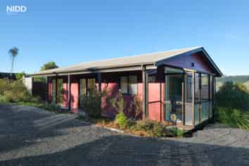 52 Kauri Street, Ravensbourne