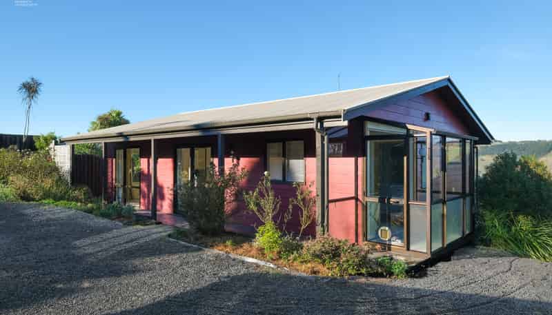 52 Kauri Street, Ravensbourne