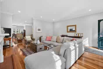    Q/1 George Street, Newmarket
