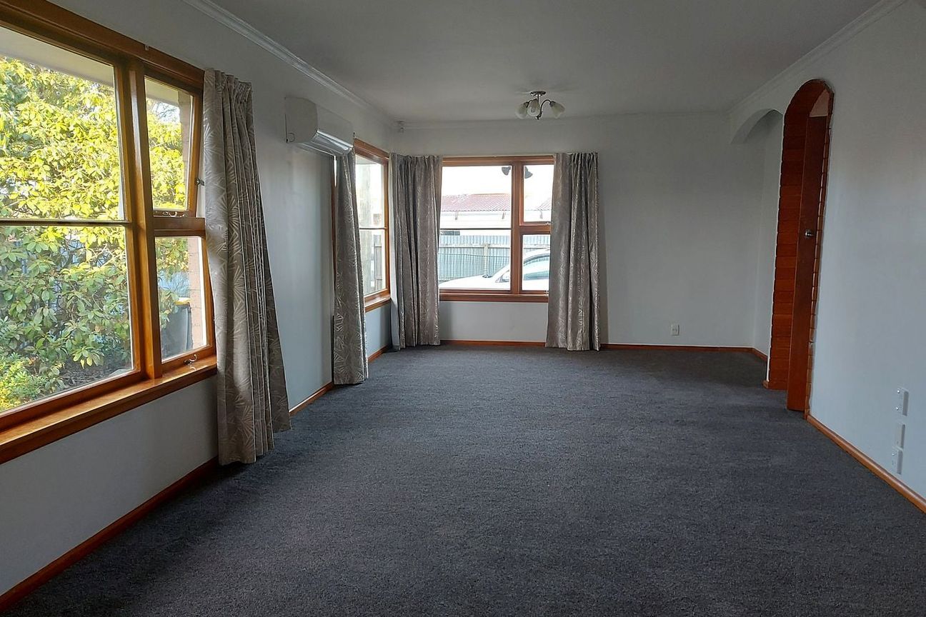 House in Christchurch, Burnside - View 4