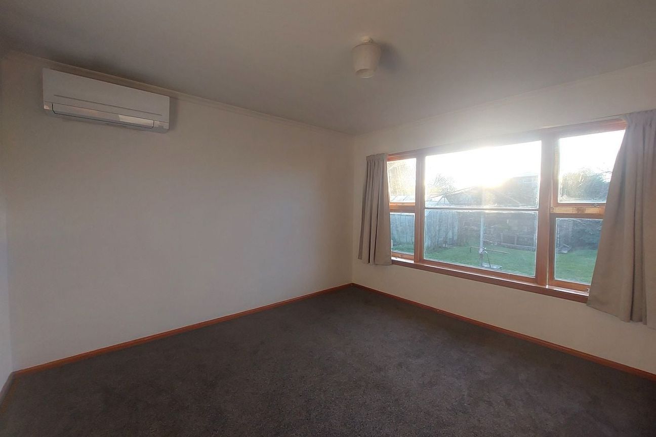 House in Christchurch, Burnside - More