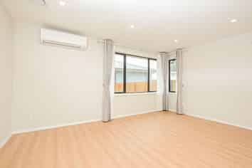 7 Malcom Place, Mangere East