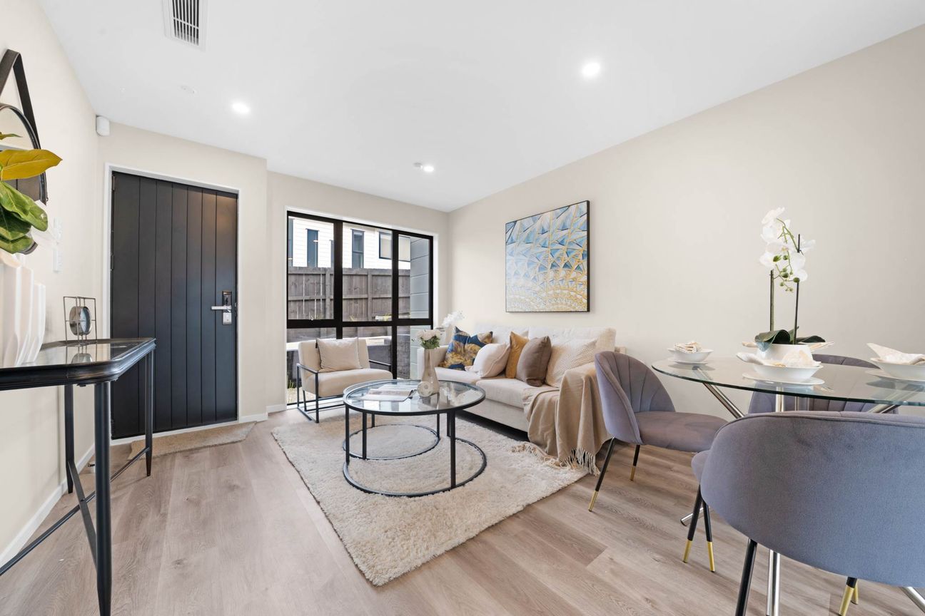 Perfect Place to Call Home in Lynfield! - Widok 3