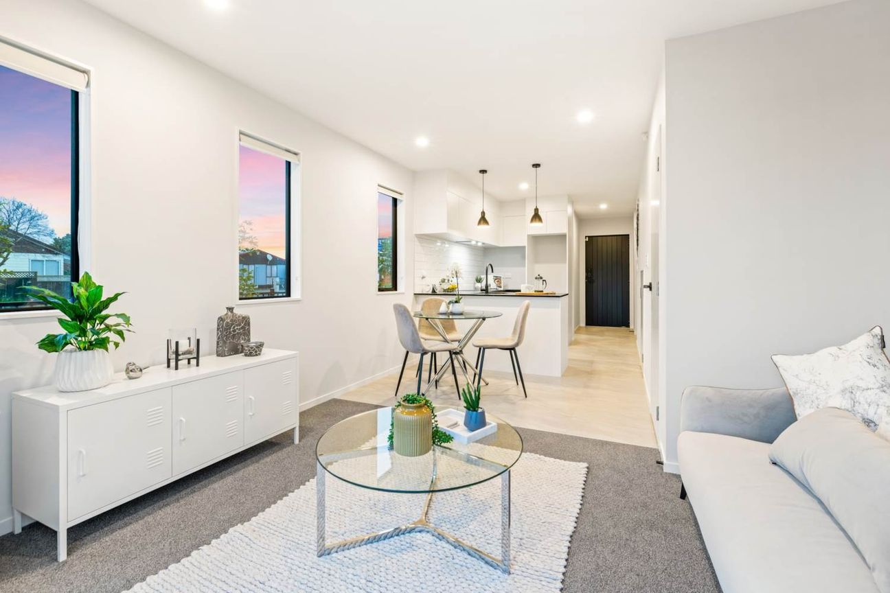 NEW 2-Bedroom Duplex with Study Ã¢ÂÂ Family-Friendly & Handy Location - Ansicht 3