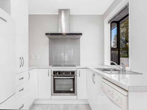 13B Transom Close, Whitby