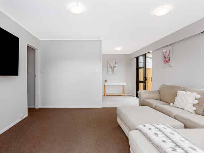 13B Transom Close, Whitby