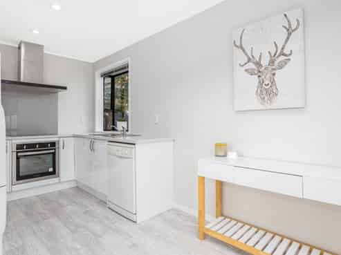 13B Transom Close, Whitby