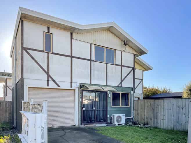 1/702 Grays Road, Mahora