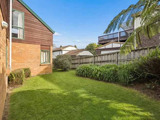 2/88 Namata Road, One Tree Hill