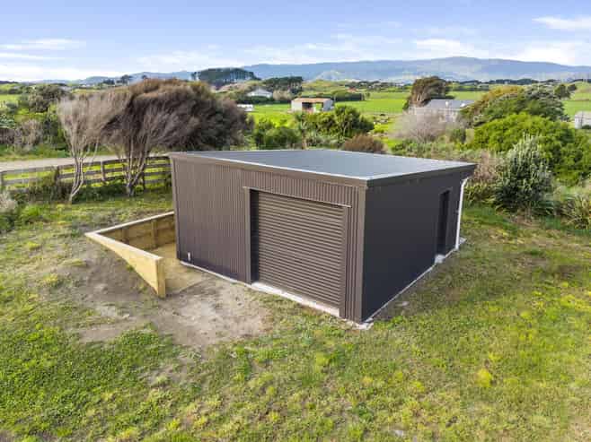 2 Sims Road, Te Horo Beach