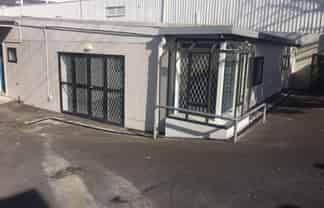 Great value warehousing or office