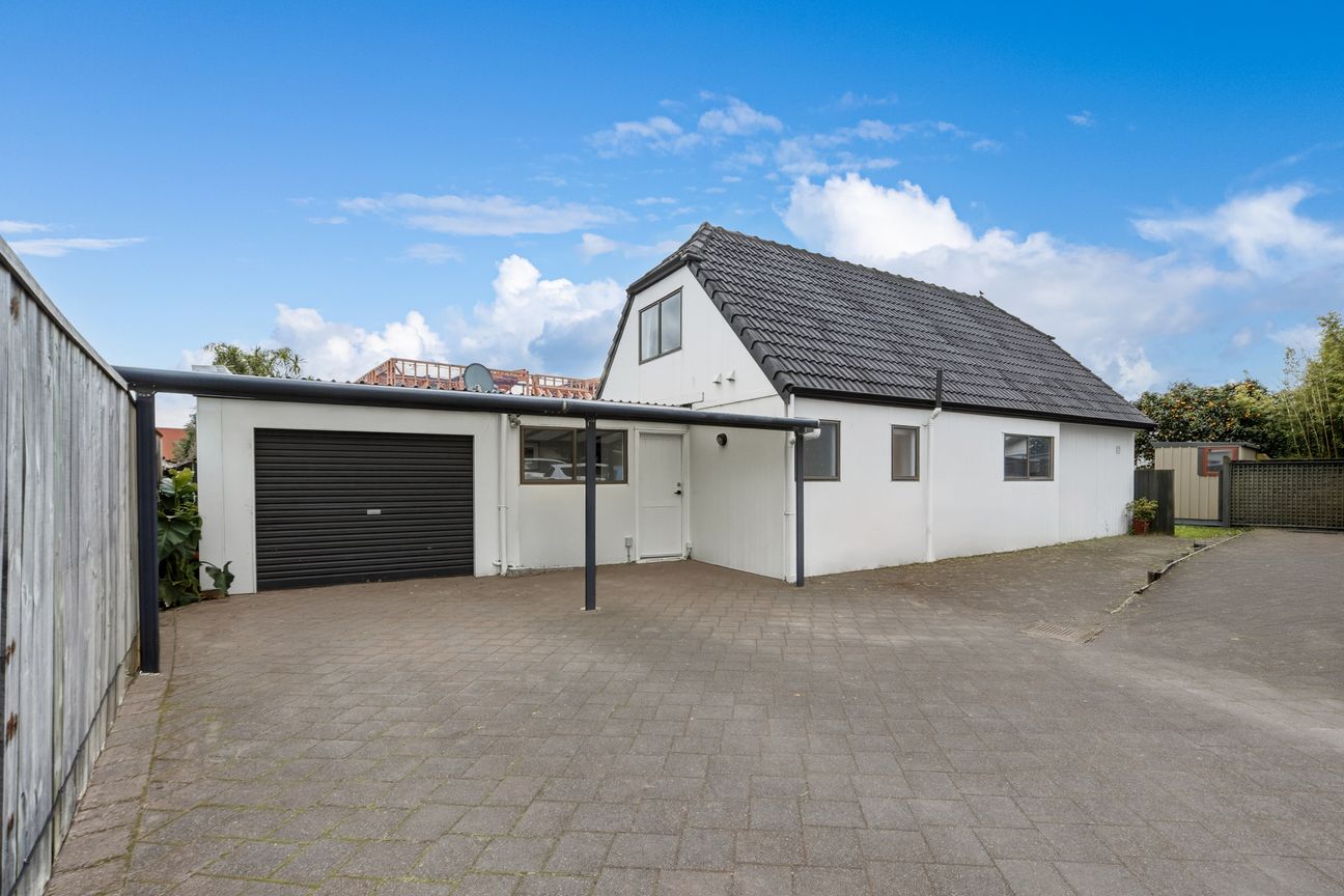 Walk to All 3 Top Schools in Macleans Zone - Ansicht 5
