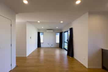 77C Fifth Avenue, Enderley