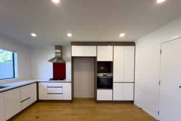 77C Fifth Avenue, Enderley
