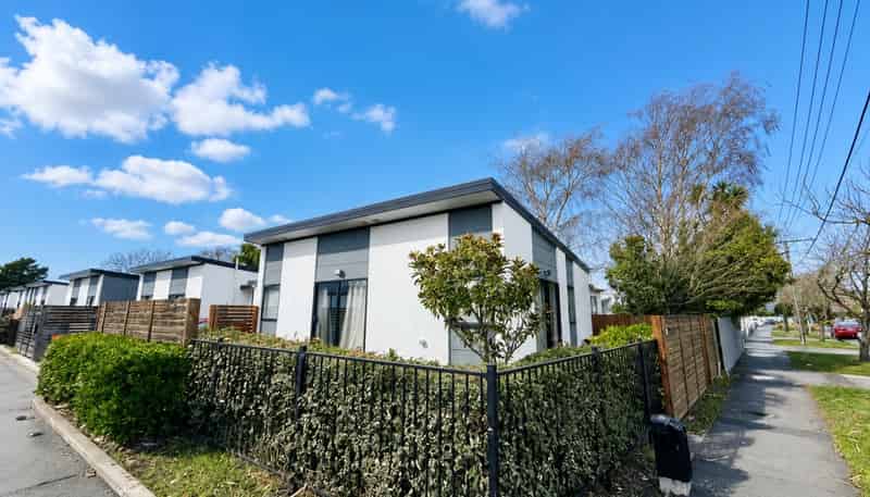 2 League Lane, Phillipstown